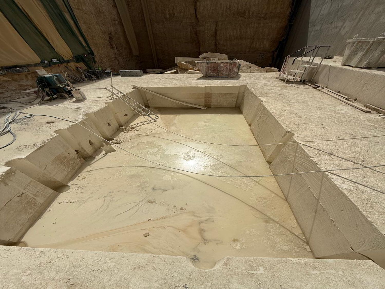 Plunge Wire Sawing